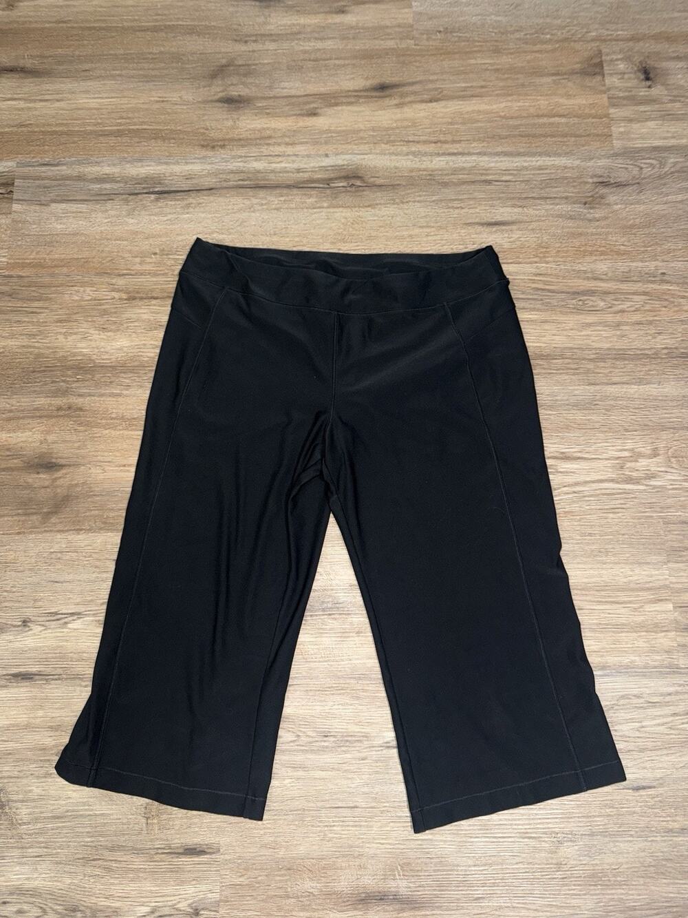 LL Bean Women Large Petite Black Cropped Wide Leg Pants Polyester Spandex Yoga